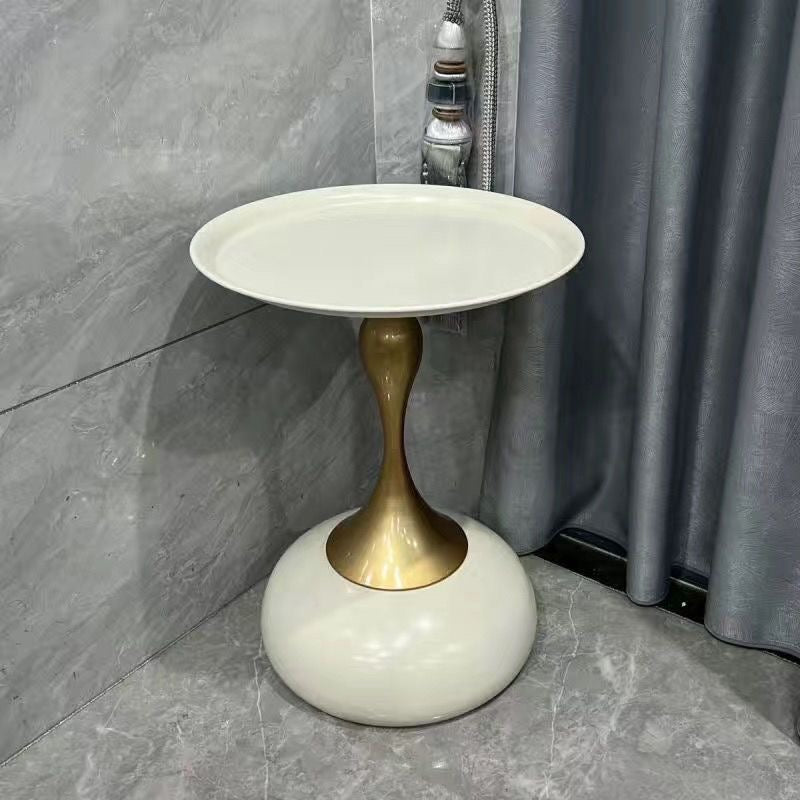 Table d’appoint style italien