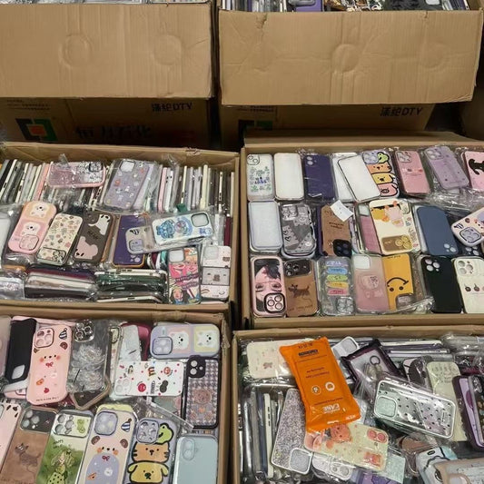 Lot de 100 étuis iPhone 11 à 14 mélange