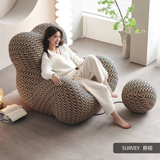 Sofa et boule posé pied