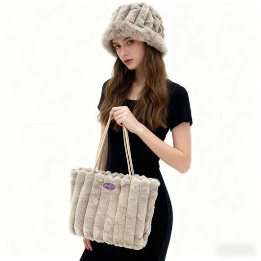 Carton de 24 ensemble chapeau sac velours