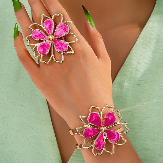 Bracelet et bague fleuri